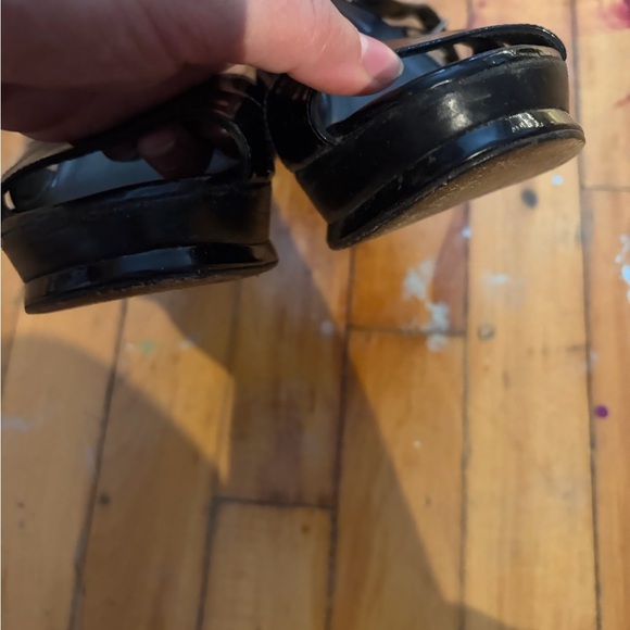 Stuart Weitzman classic patent leather pumps Black High Heel Sandals - Picture 3 of 6